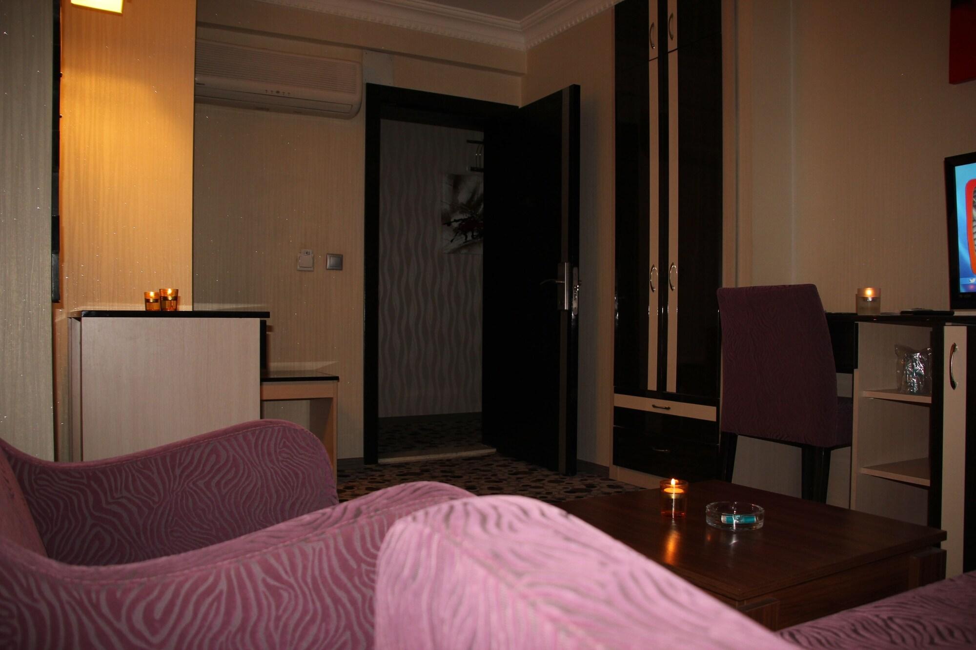 Ankara Risiss Hotel Bagian luar foto