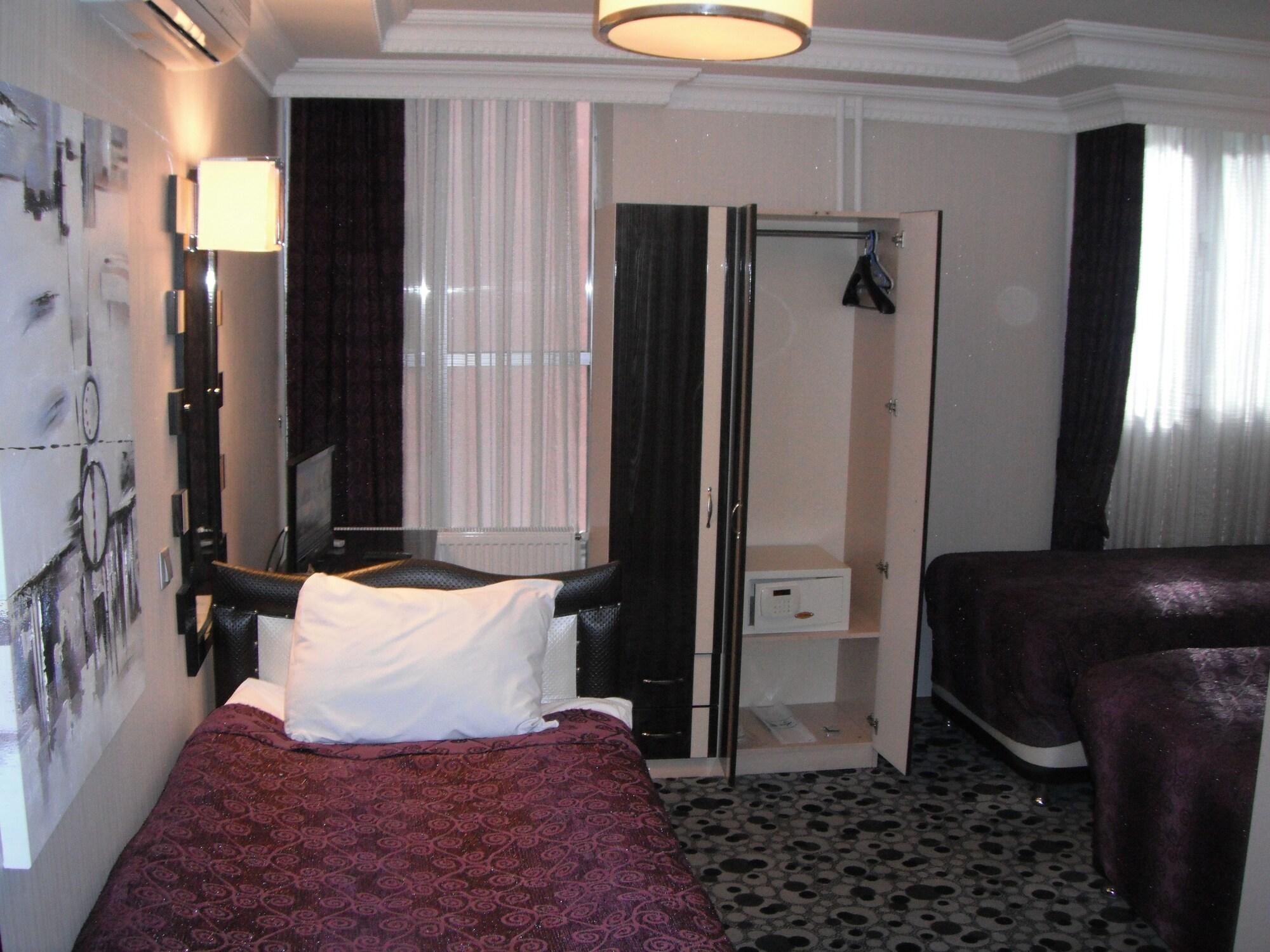 Ankara Risiss Hotel Bagian luar foto