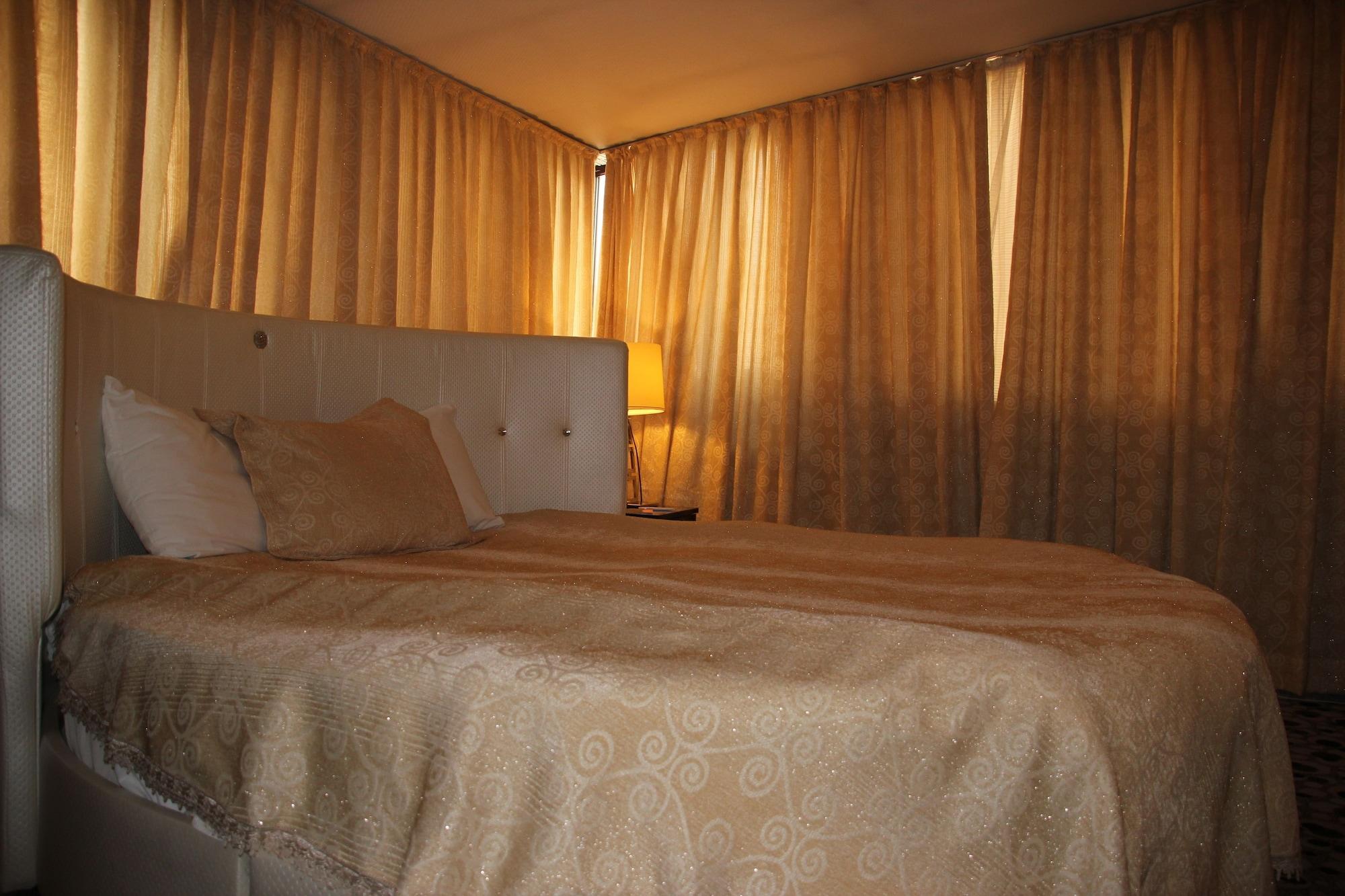Ankara Risiss Hotel Bagian luar foto
